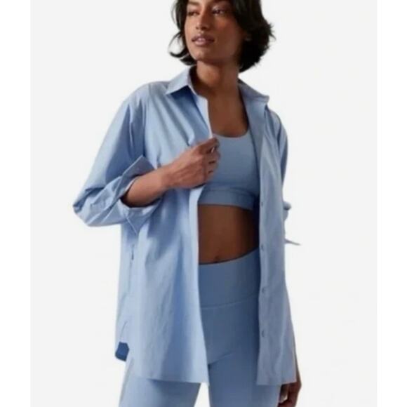 Athleta Tops - Athleta womens medium blue button down Midday Relaxed Poplin Shirt